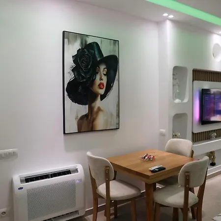 Near Tirana Airport Self Check-in Free Parking Appartement